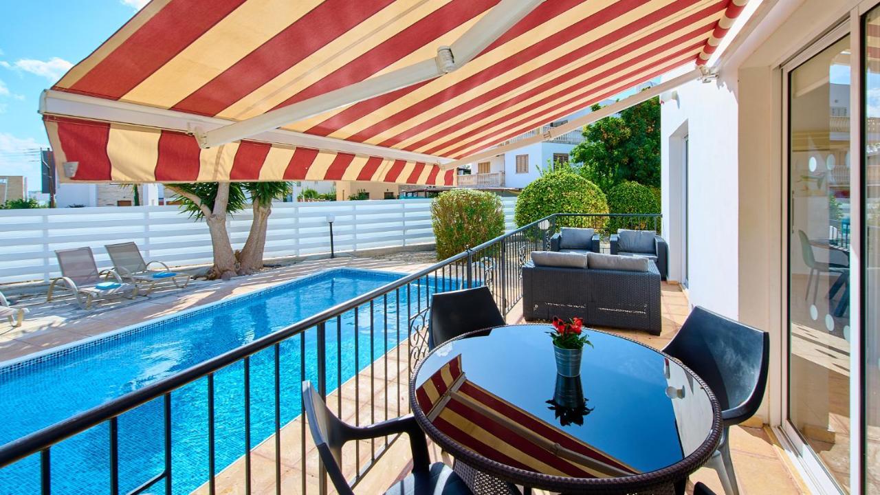 Villa Shiva By Ezoria Villas คอรัลเบย์ ภายนอก รูปภาพ