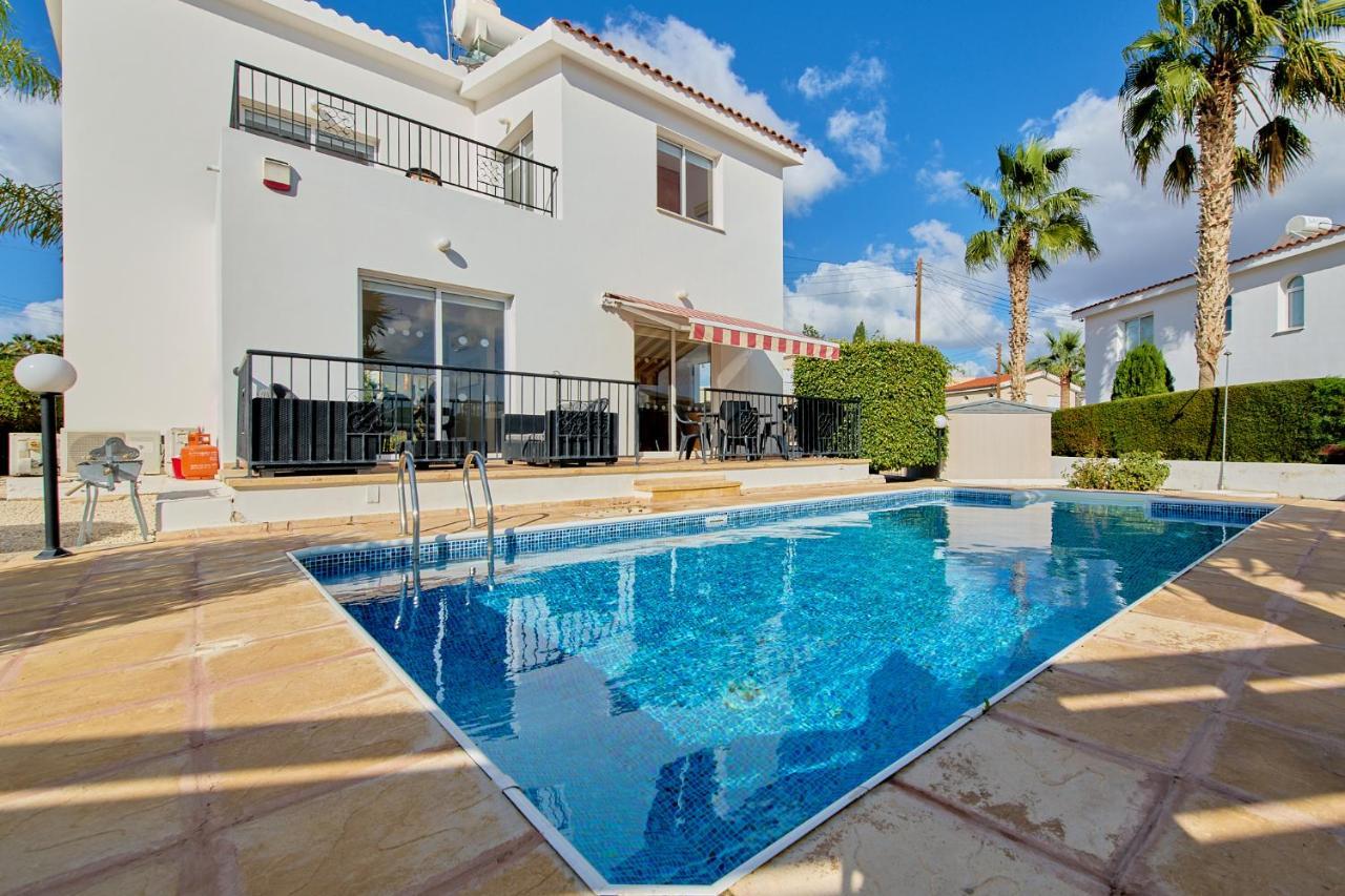 Villa Shiva By Ezoria Villas คอรัลเบย์ ภายนอก รูปภาพ