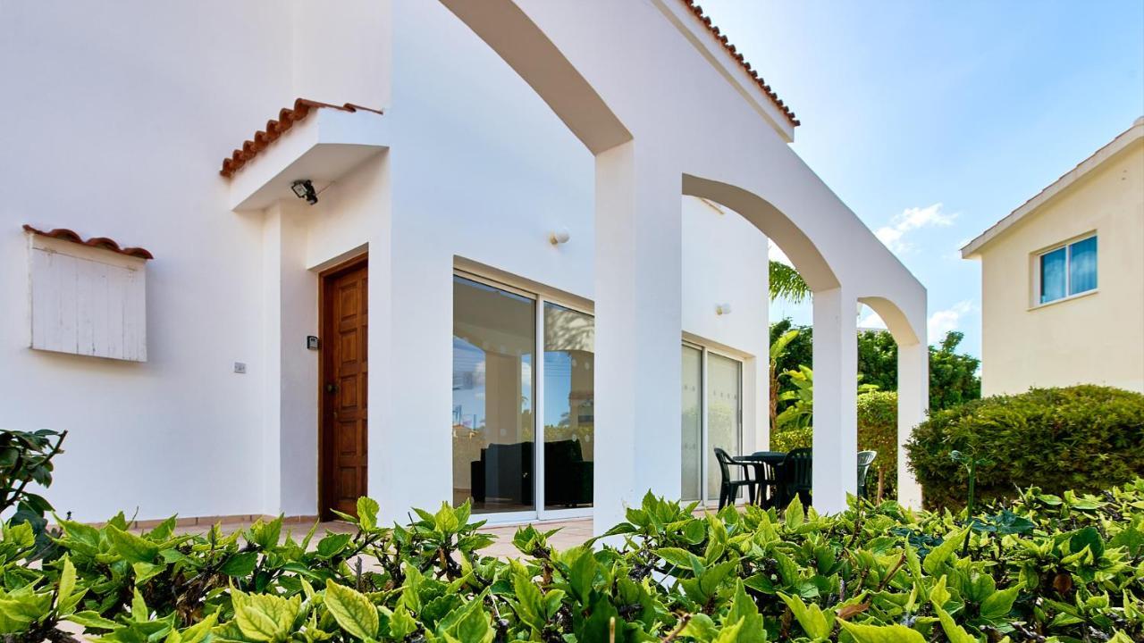 Villa Shiva By Ezoria Villas คอรัลเบย์ ภายนอก รูปภาพ